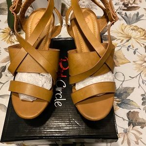 Women's Tan Strappy Sandals